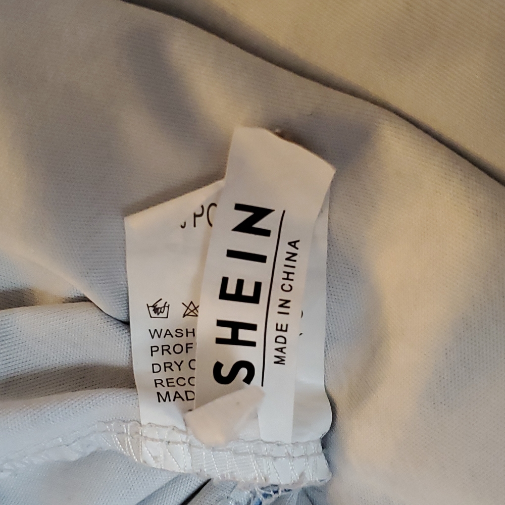 SHEIN plaid squort - Picture 4 of 5